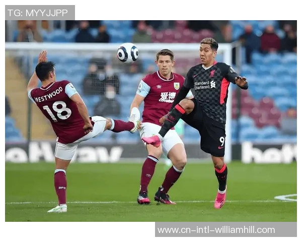 沃尔夫斯堡主场迎战法兰克福双方争夺关键三分之战 沃尔夫斯堡主场迎战法兰克福双方争夺关键三分之战